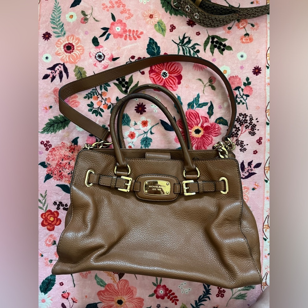 Michael Kors Hamilton Satchel/Top Handle Bag Brown Bags